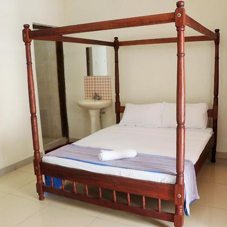 Sanana Conference Center And Holiday Resort Mombasa Exterior foto