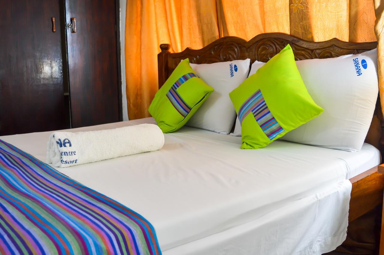 Sanana Conference Center And Holiday Resort Mombasa Exterior foto