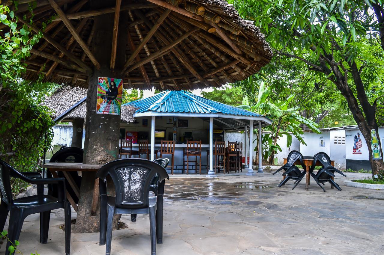 Sanana Conference Center And Holiday Resort Mombasa Exterior foto