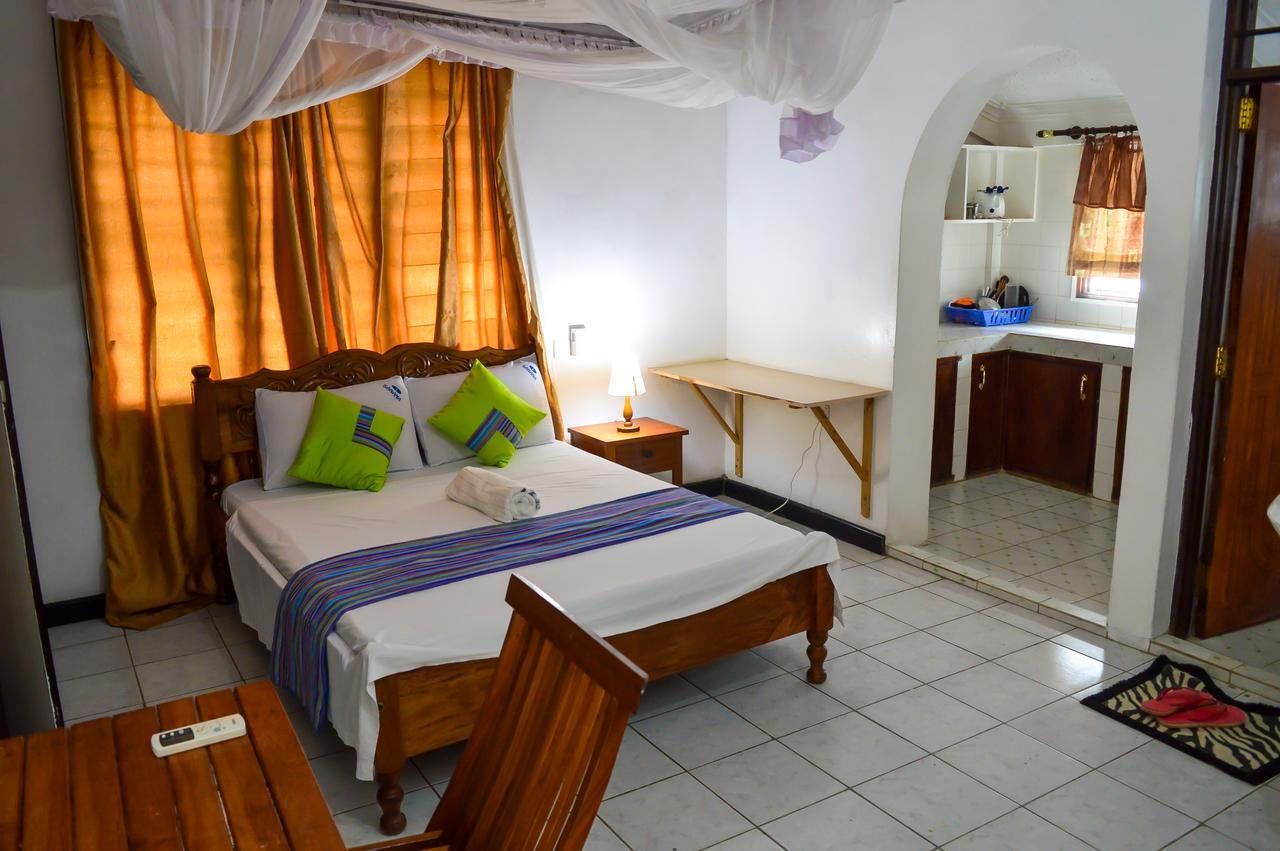 Sanana Conference Center And Holiday Resort Mombasa Exterior foto