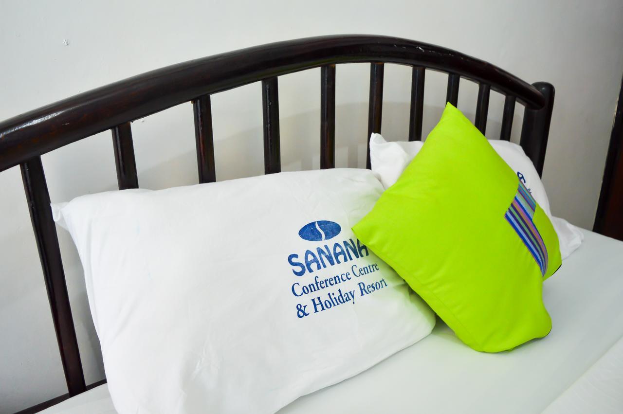 Sanana Conference Center And Holiday Resort Mombasa Exterior foto